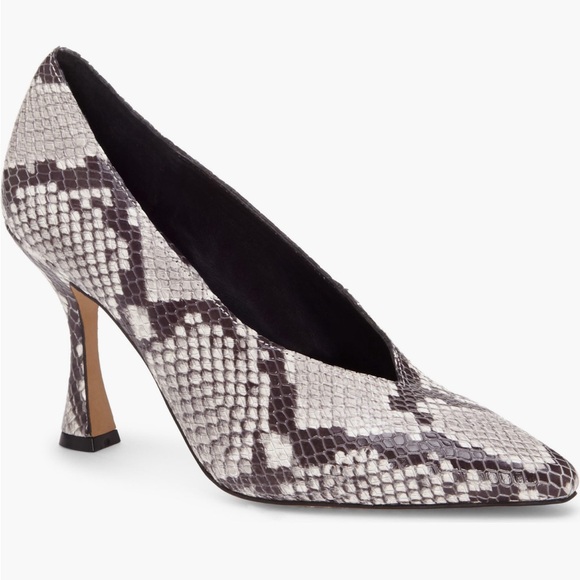 NWOT Ishani Leather Vince Camuto Flared Heel Pump Sz 8 1/2 - Picture 5 of 6